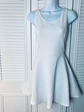 h&m white skater dress Ladies - Cream/Lemons Skater Dress - Size: XXL